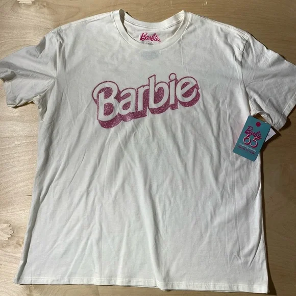 Barbie Tee XL (IX) - Picture 4 of 12